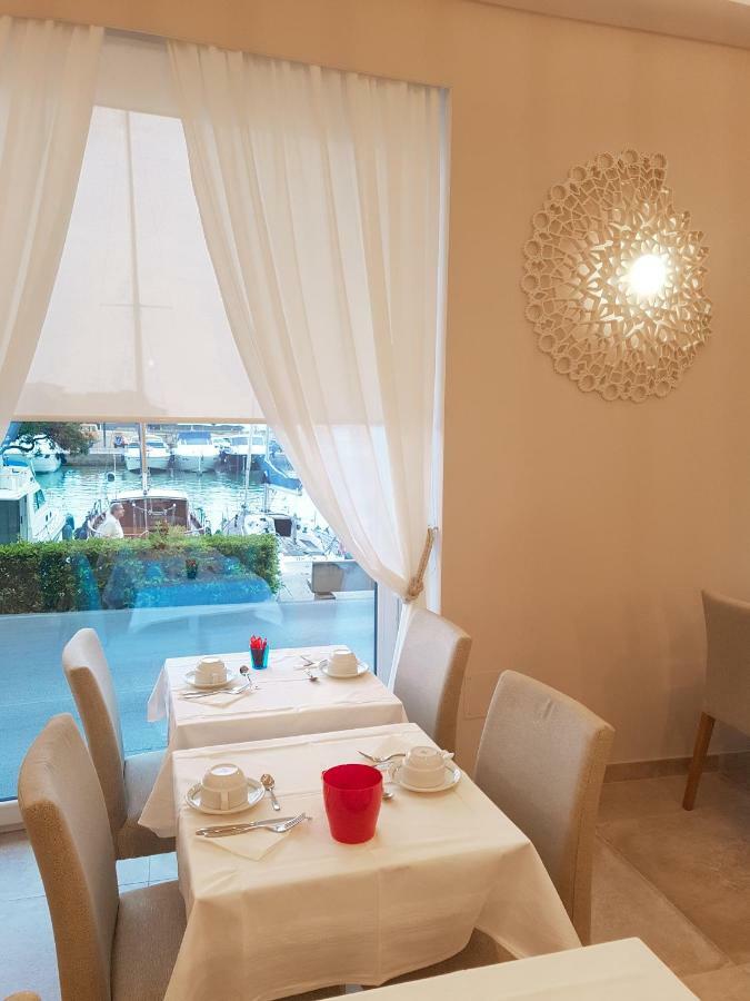 Roma Hotel Castiglione della Pescaia Ngoại thất bức ảnh